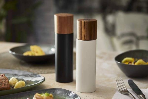 MACINA SALE & PEPE IN LEGNO COLORE NERO 20 cm crt 24 pz