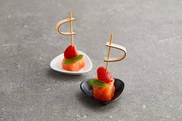 PIATTINO FINGER FOOD TRIANGOLARE IN MELAMINA COLORE NERO 6,9x1,5 cm